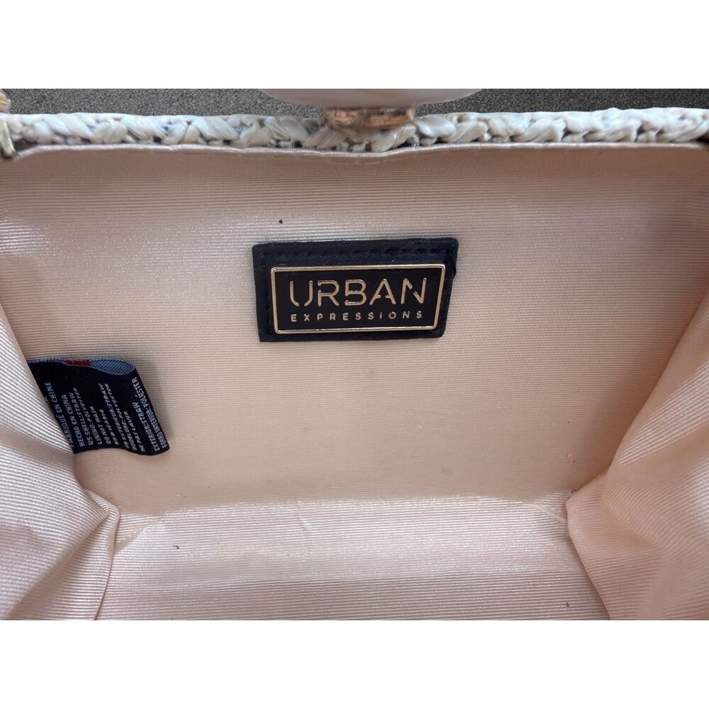 Urban Expressions Beige Clutch w/ Clasp & Detachable Gold Chain Strap - Picture 5 of 12